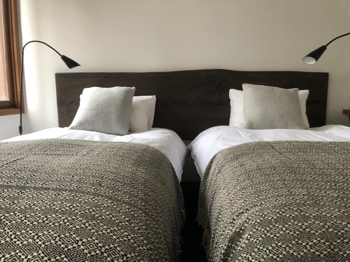 The Joint Bed and Breakfast Χακούμπα Εξωτερικό φωτογραφία