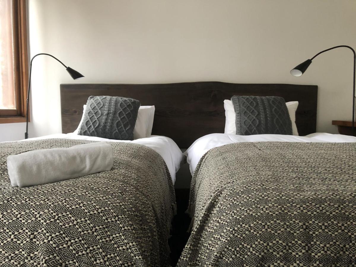 The Joint Bed and Breakfast Χακούμπα Εξωτερικό φωτογραφία