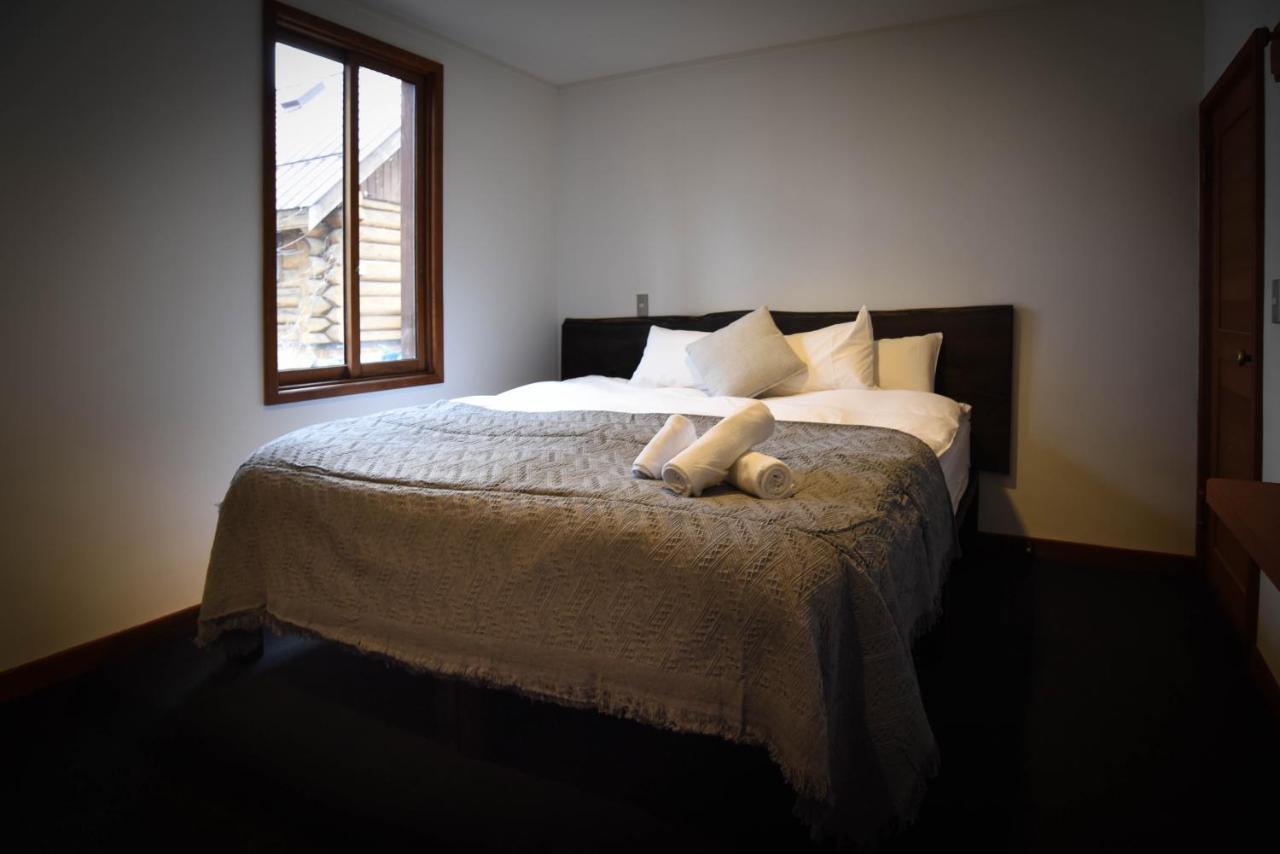 The Joint Bed and Breakfast Χακούμπα Εξωτερικό φωτογραφία